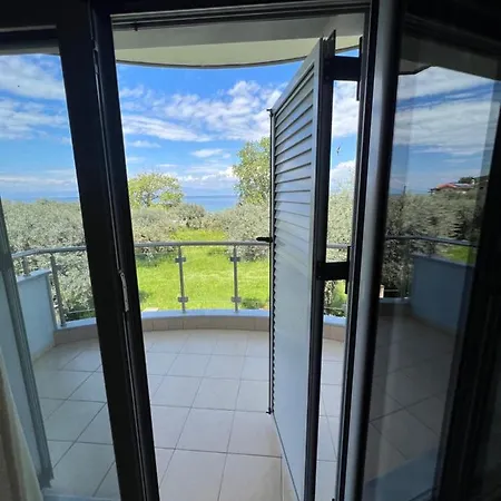 Bivas Apartment